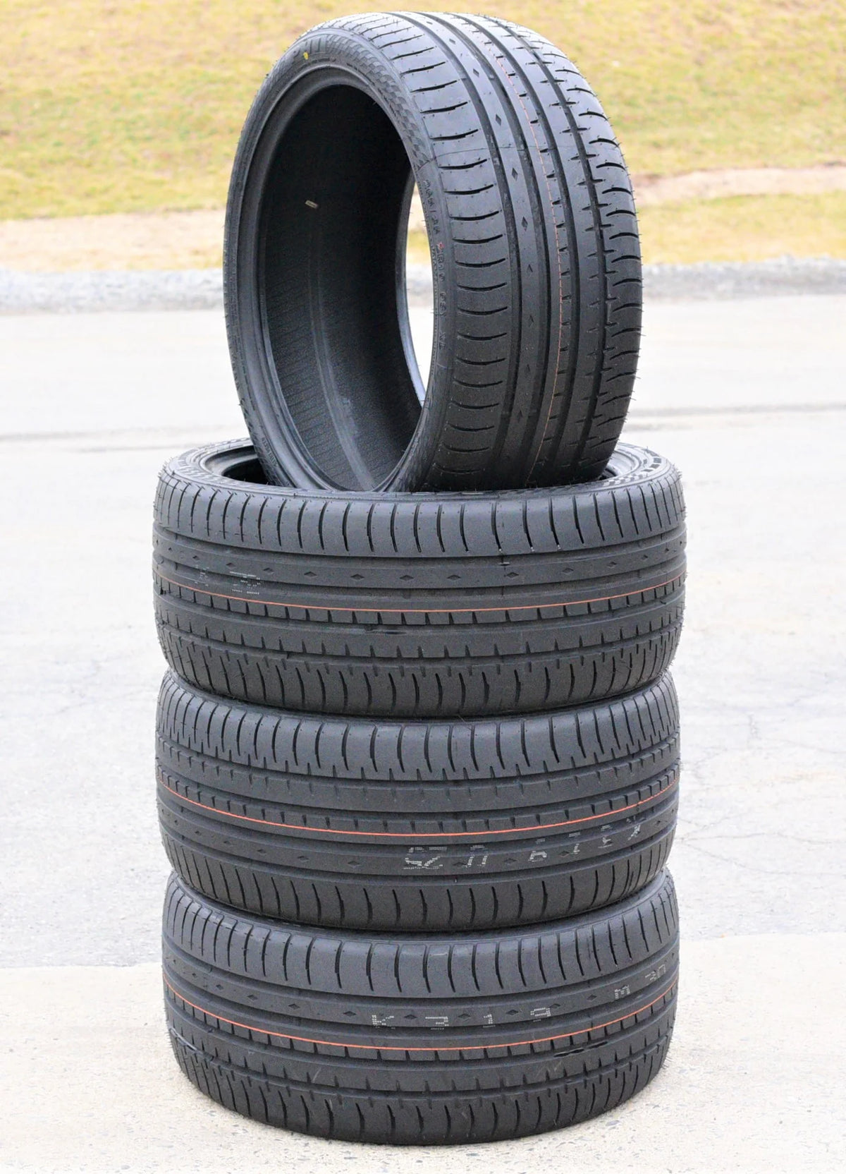 Set of 4 205/45R18 High Performance Tires K6674