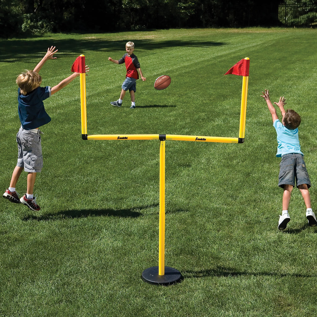 Adjustable 2 Goal Football Post Set O992